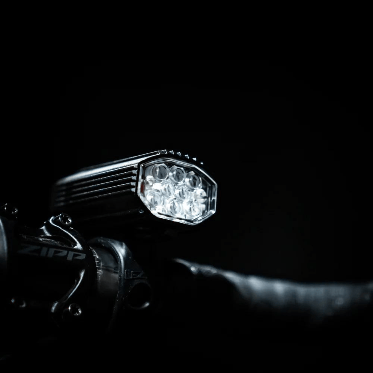 Lezyne Handlebar Lights Lite Drive 1200+ /  KTV Drive Pro+ Pair LZ1LED16PV737