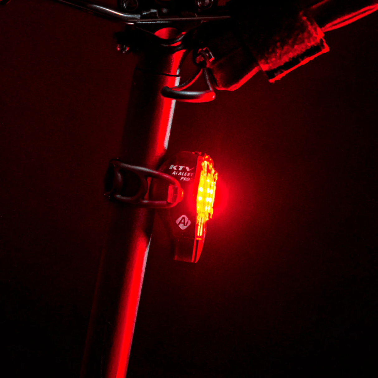 Lezyne Seat Post Light KTV Pro+ Ai Alert Rear LZ1LED35RV304