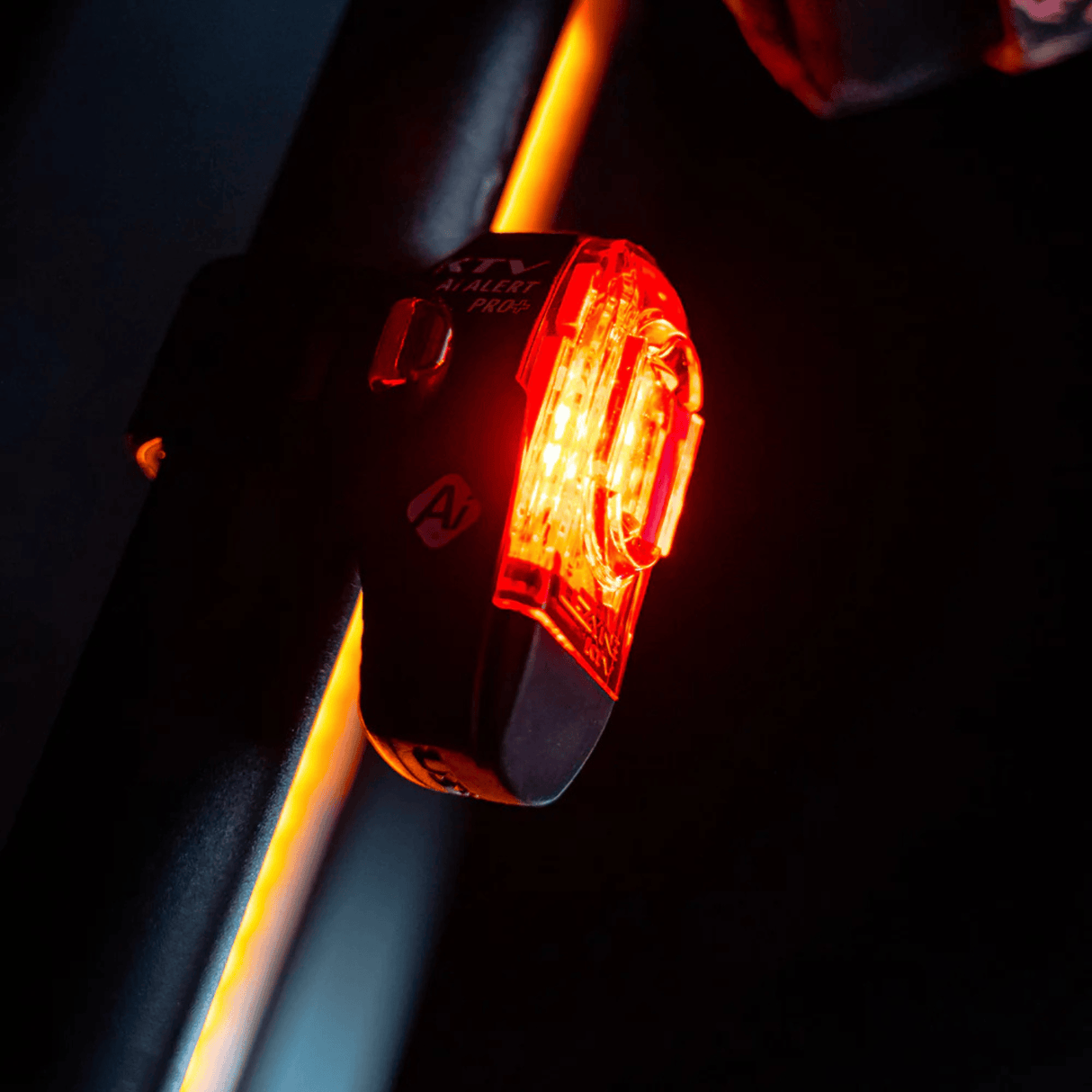 Lezyne Seat Post Light KTV Pro+ Ai Alert Rear LZ1LED35RV304